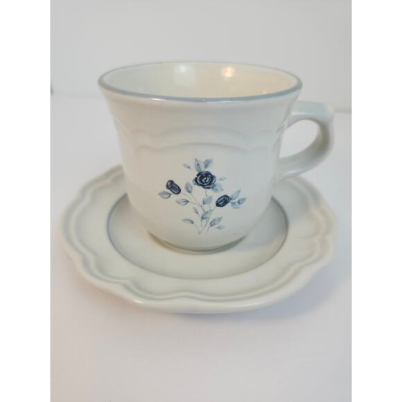 Pfaltzgraff Poetry Blue Rose Vintage Cup And Saucer Glossy Coffee Tea - Picture 1 of 12